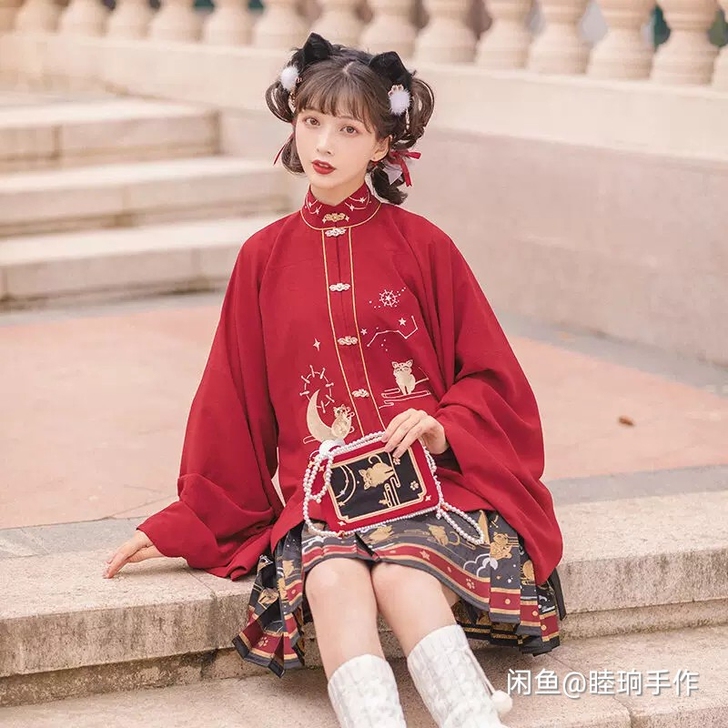 池夏花与酒:喵喵星 明制立领补服百迭裙汉元...