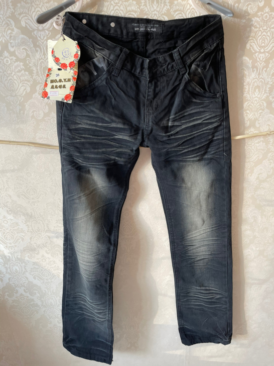 服装店不干了，全新牛仔裤26码