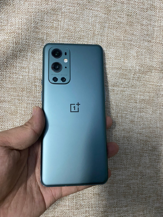 一加9pro的8+256  99新 机器没...