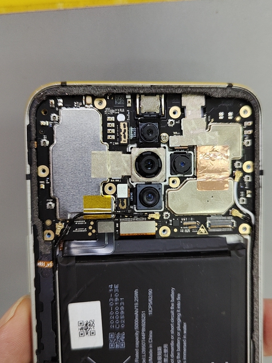 努比亚 Play5G不开机的尸体机 屏幕...