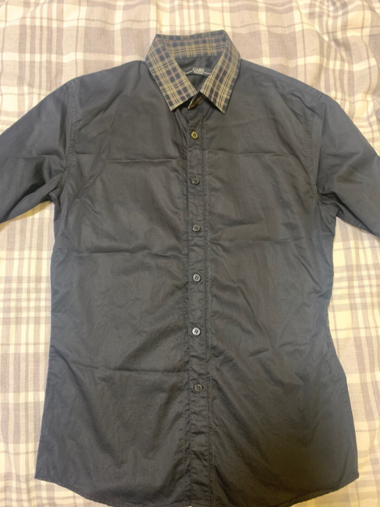 黑色修身长袖衬衫，男士，九成新，s码，胸围...