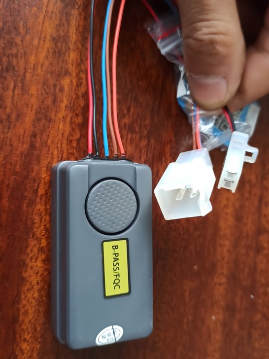 哈啰智能芯片智能电动车防盗器报警器GPS定...