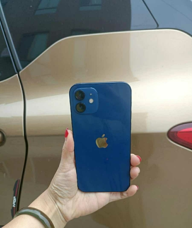 苹果12低价处理 　蓝色　功能完好 128...