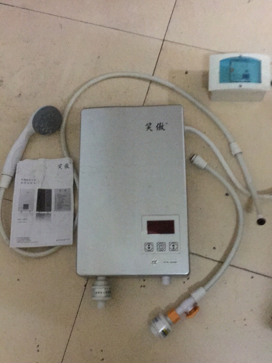 笑傲 BSK-H68B 6.8KW 即热式...
