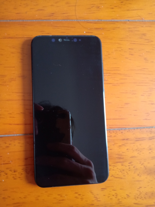 小米8屏幕指纹版，8+128.换过屏幕，指...