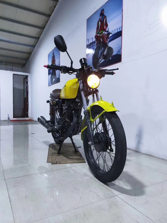 特价出售本田复古125，二手摩托车男装车街...