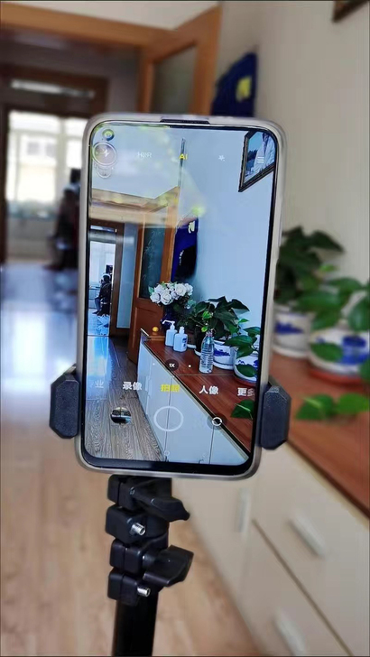 全新，12.5元包邮1米7手机直播支架三脚...
