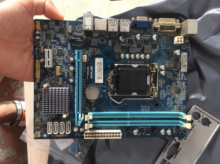 昂达h61主板，自己电脑拆下来的，没毛病。