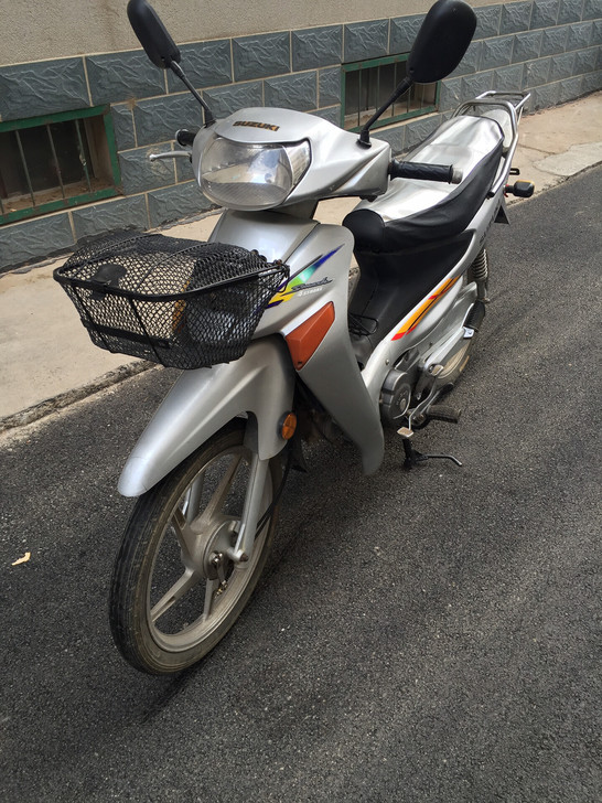 铃木赛驰110QS110弯梁摩托车