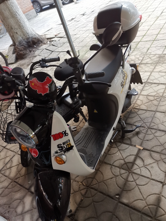 新日丽曼电动车,!锂电池48/20A,已上...