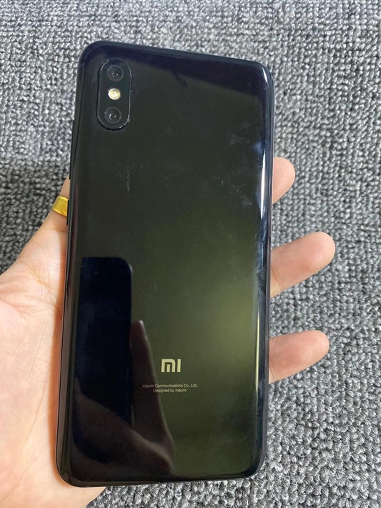 小米8屏幕指纹版 6+128骁龙845处理...