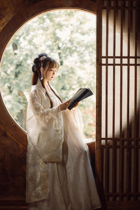 【全新清仓】汉服女齐胸襦裙荣姬古装衣服改良...