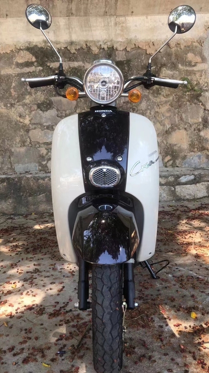 二手摩托车，踏板车，女装车本田复古小龟。二...