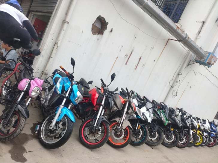 国产、进口小排量，大排量，街车跑车，拉力，...