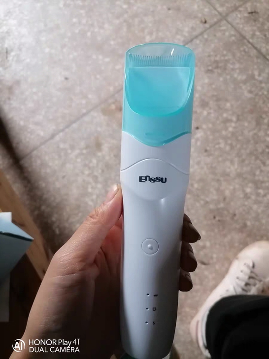 【闲置】樱舒3代基础版自动吸发理发器超静音