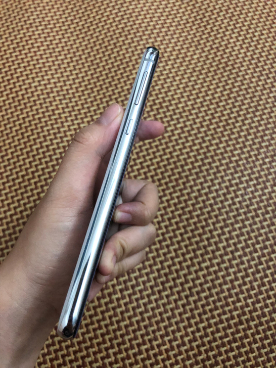 三星s10e全网通手机，6+128G，指纹...