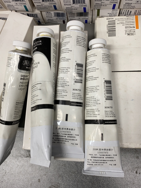 温莎牛顿丽油画颜料一只坤厚涂媒介200ml...