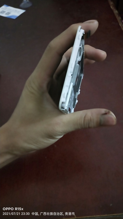 原装R9P屏幕总成带框不知道什么问题摔了一...