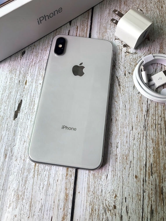 急卖苹果X 原装正品 64G有面容 iPh...