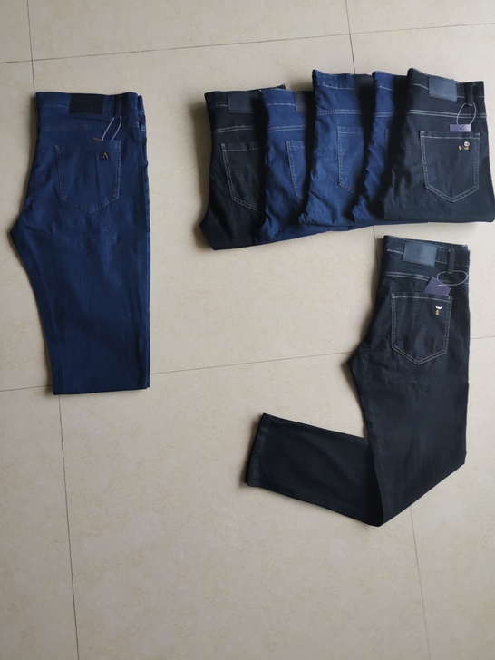 全新弹力牛仔裤男清仓大处理23一条包邮，裤...