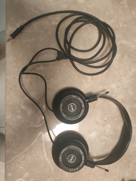 自用歌德SR80i，听了很多年了，最近换了...