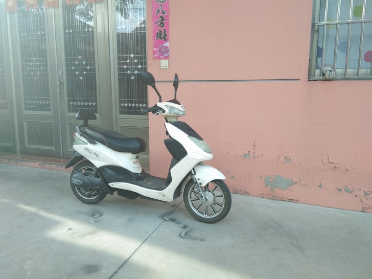 转让新日踏板电动车，功能齐全，车特别好骑。