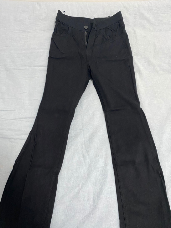 买回来只穿过一次，95新30出