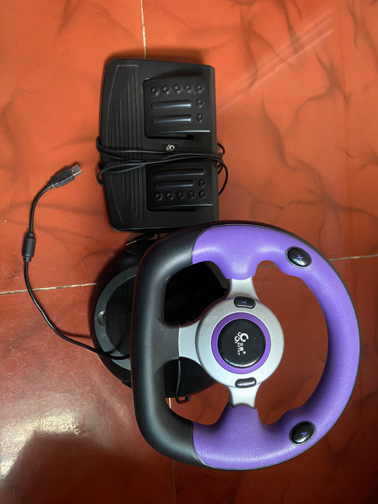 北通瞬风131游戏方向盘，玩过2次，就闲置...