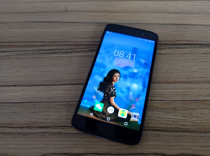 出黑莓Dtek50情怀机，3+16g，黑莓...