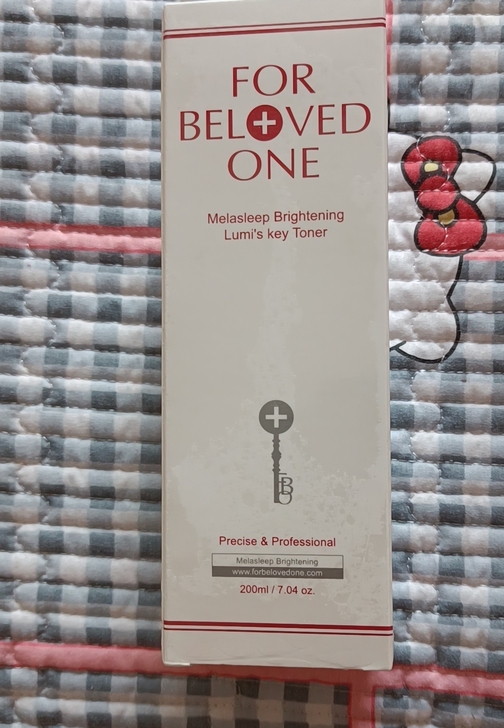 全新宠爱之名亮白净化光之钥化妆水200ml...