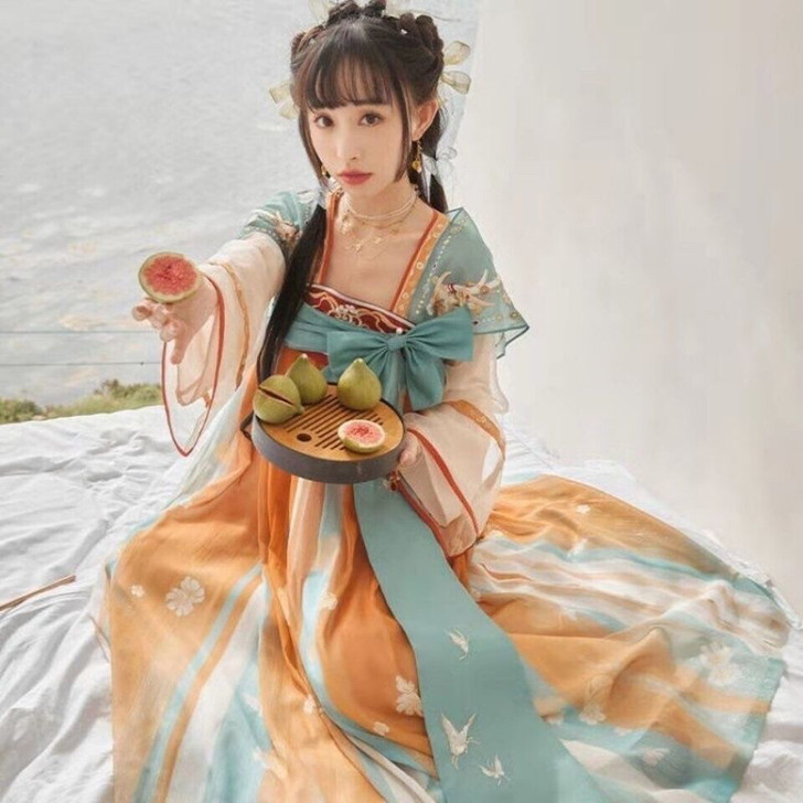 十三余 汉服 瑶遇见神鹿-国风连衣裙现货