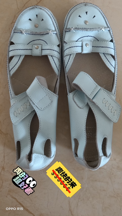 牛皮九成新，淡淡的蓝色，非常好看，搭配休闲...