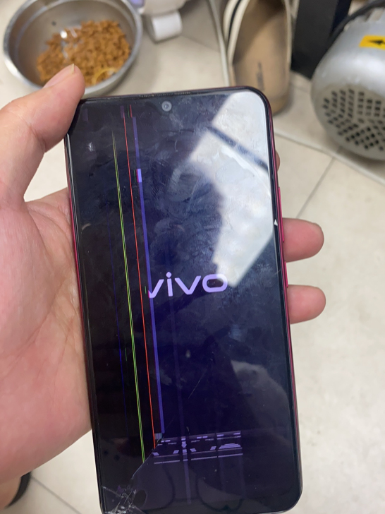 vivo y3配置4+64功能正常，主板无...