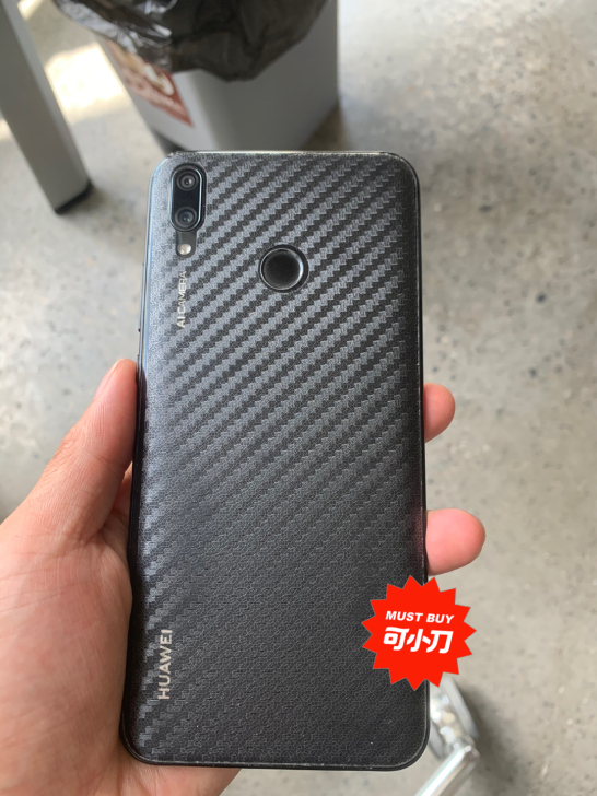 华为畅享9plus，9成新，后盖磨损严重边...