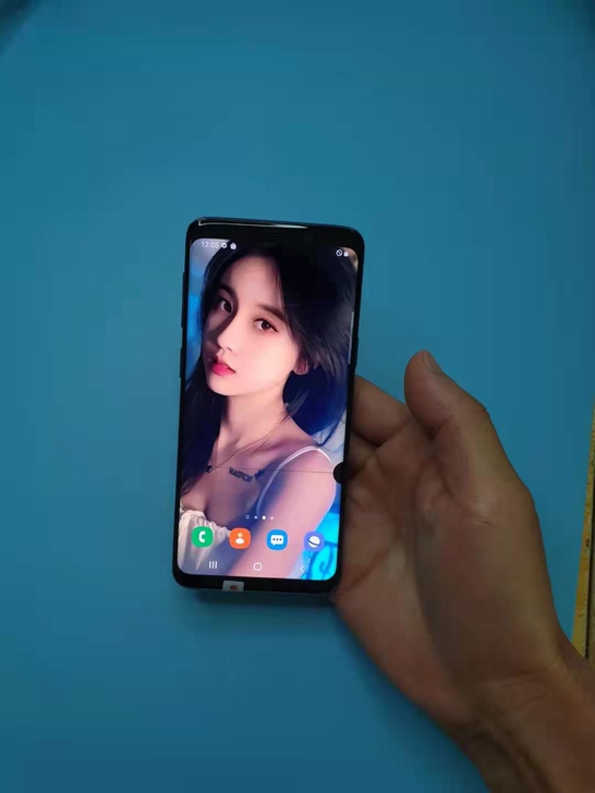 三星Galaxy s9 手机， 4+64G...