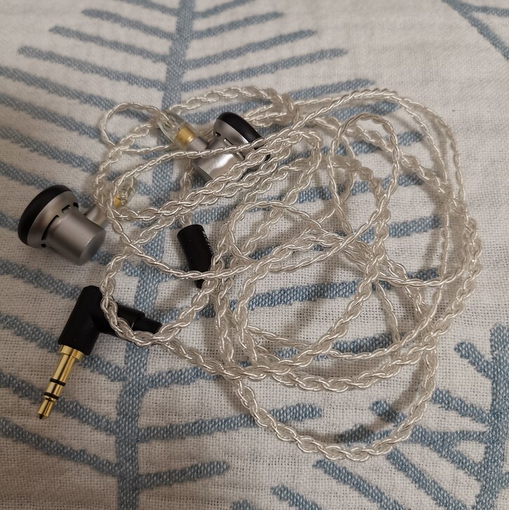 歌德mb500 平头耳机。原装正品,天猫购...