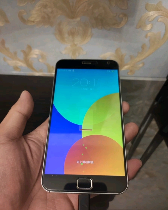 魅族  MX4 Pro，3GB，16G，九...