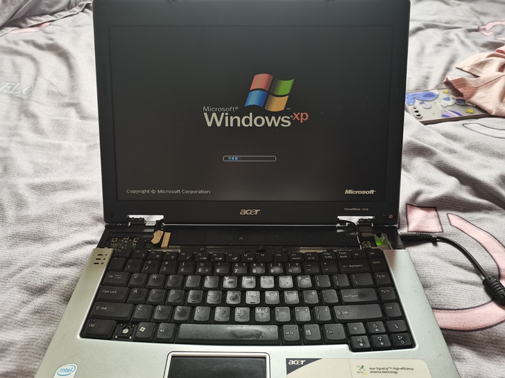 宏基笔记本（商用）可以正常使用（有点卡顿）...