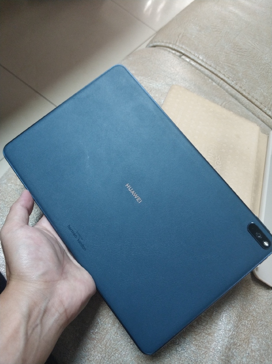 华为mate pad Pro5G    8...