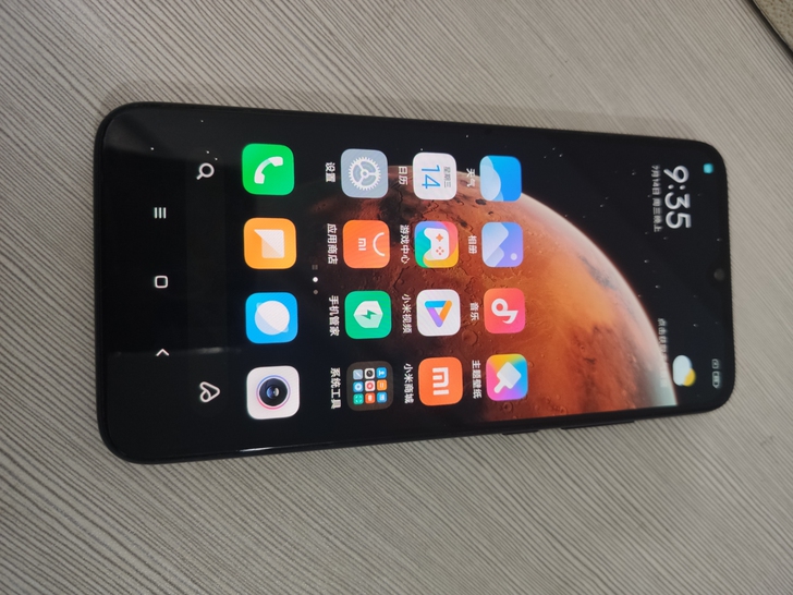 小米CC9e 6g+64g灰色，全网通，功...