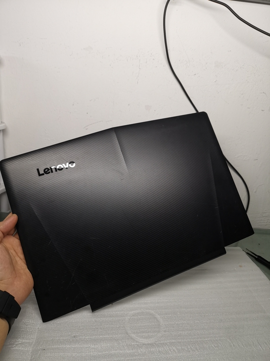 ①⑦联想拯救者R720 A壳,原装拆机 有...