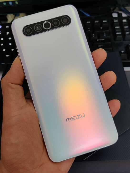 魅族17 8GB+256GB AG 梦幻独...