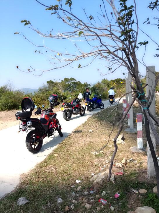 试出半拉力，半越野摩托车，银钢铁拳250，...