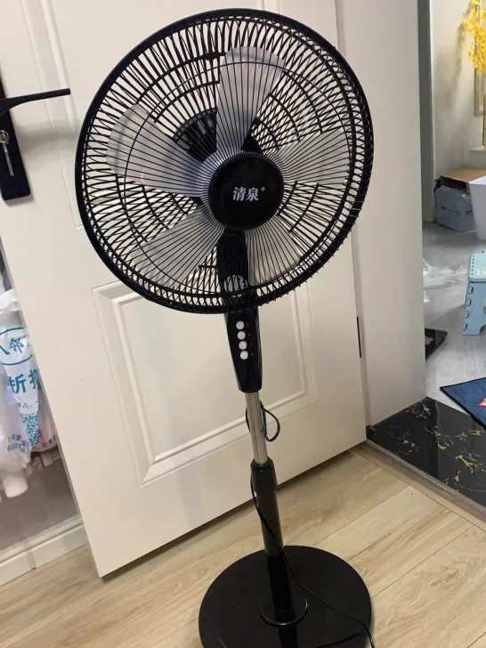 全新未拆封清泉落地风扇,16英寸亏本48元...