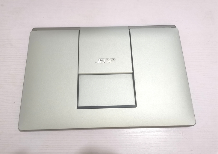宏基ACER R7-572 15.6寸大屏...