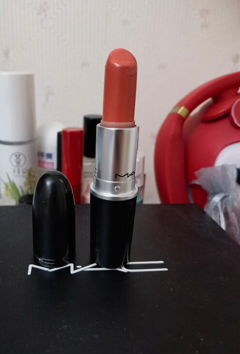 mac口红  色号如图  我也不会念  仅...