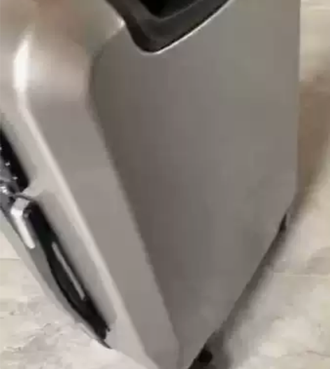 出口德国的拉链箱处理,20寸登机箱三个颜色...