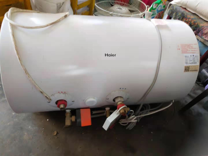 海尔热水器 电辅助加热太阳能热水器 ,看好...