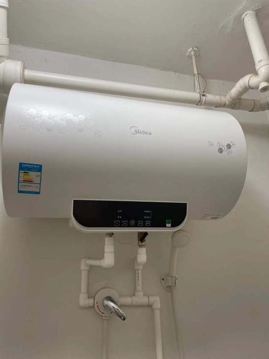 四平市内自取，美的热水器50L