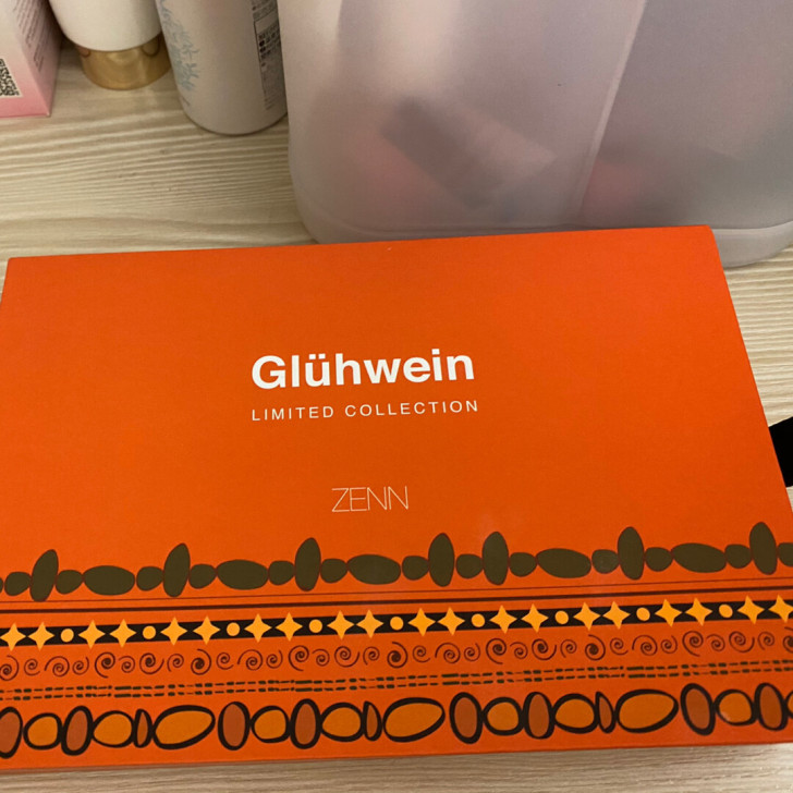 ZENN眼影盘闪粉珠光防水初学者四色亮片钻...